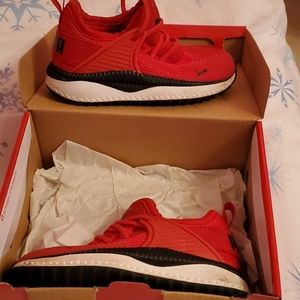 Lightly used Puma sneakers